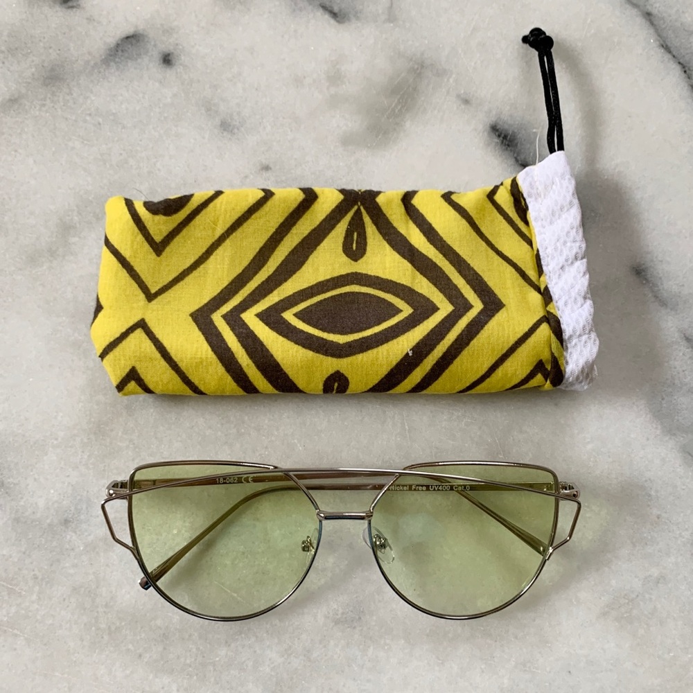Tinted Lens Geometric Sunglasses🐯 - Picture 5 of 6
